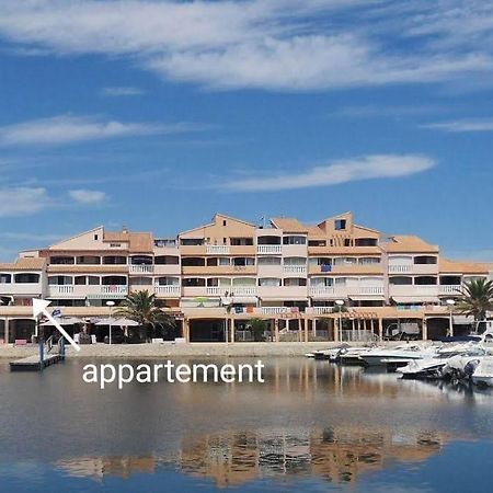 Agreable Logement Sur La Marina Apartment Le Barcares Luaran gambar