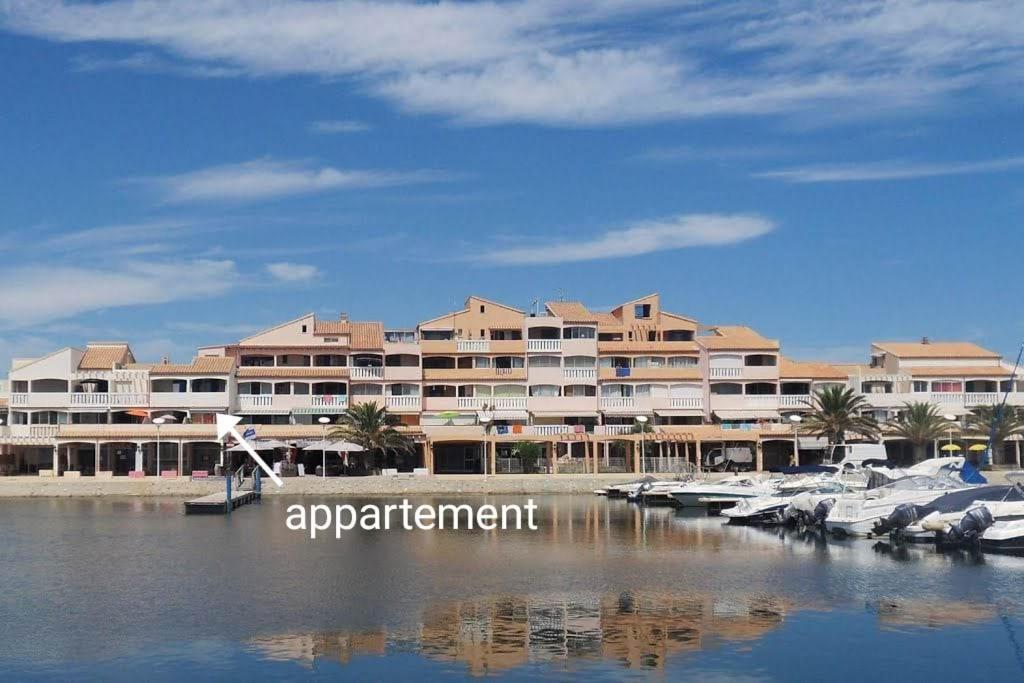 Agreable Logement Sur La Marina Apartment Le Barcares Luaran gambar